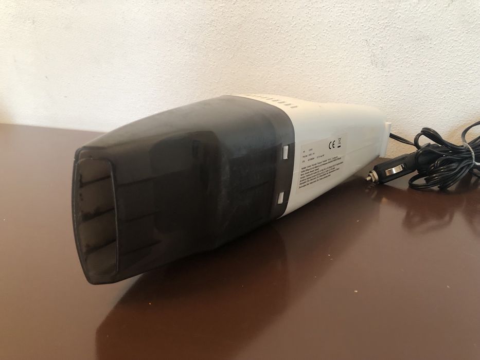 Aspirator pentru masina