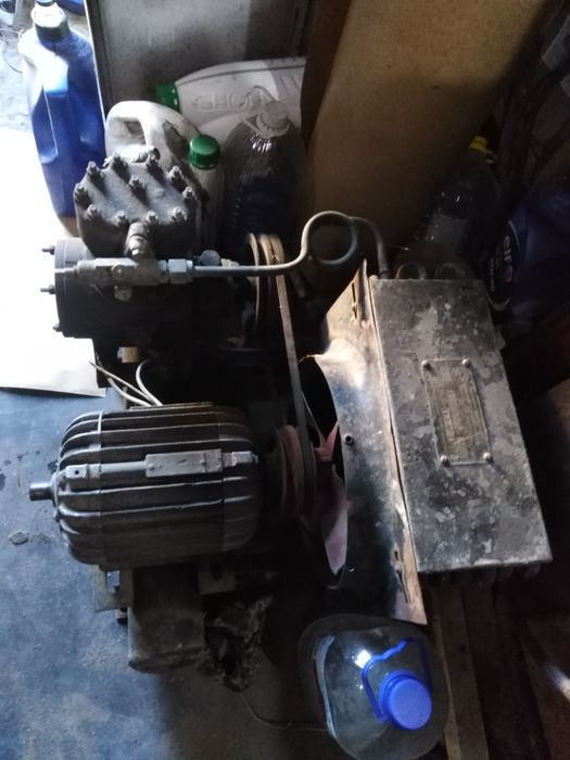 Продам компрессор(морозильная установка)