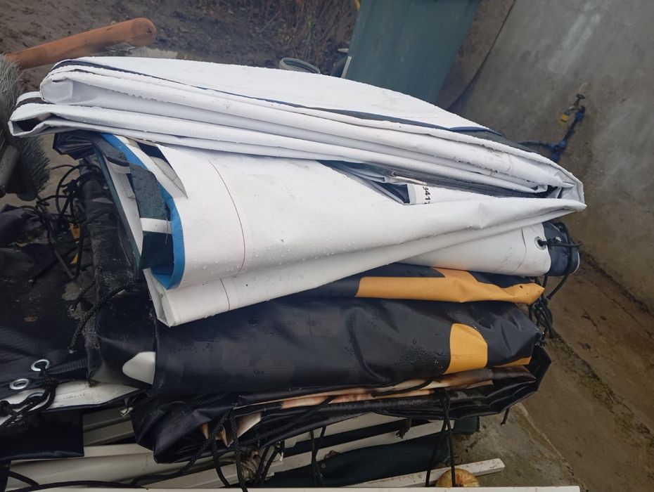 Vind prelate cauciucate diferite marimi!