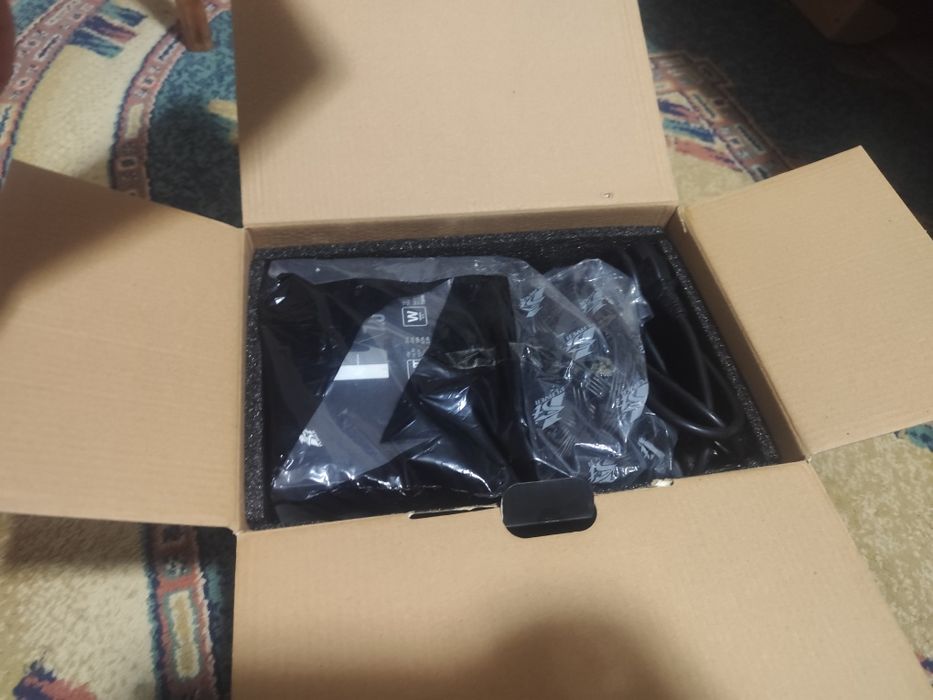 Продам Блок Питания 700Вт