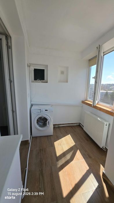 Vand apartament 2 camere decomandat in Deva, zona 22 Decembrie,