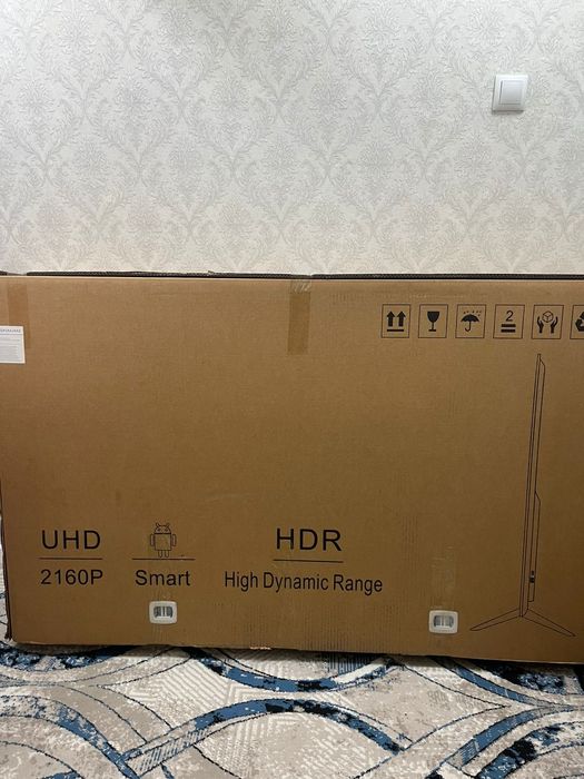 Смарт ТВ полностью новый 180см