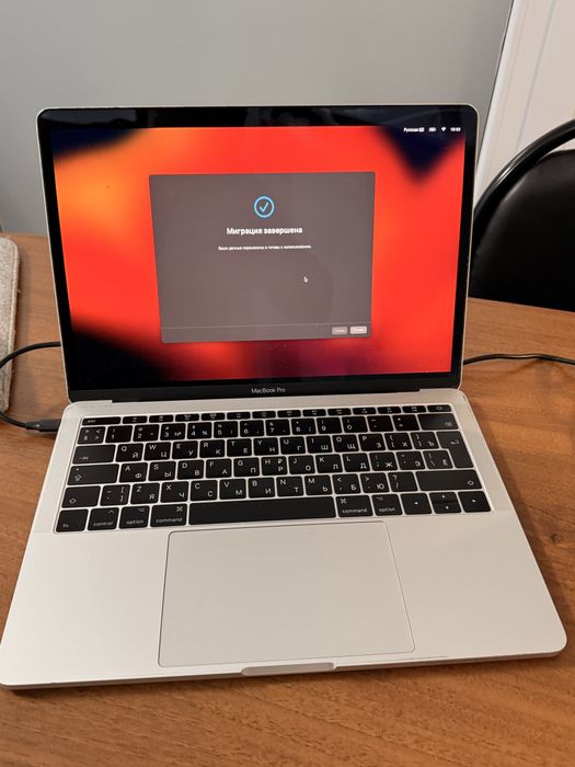 Macbook pro 13 2017 года в отличном сотсоянии