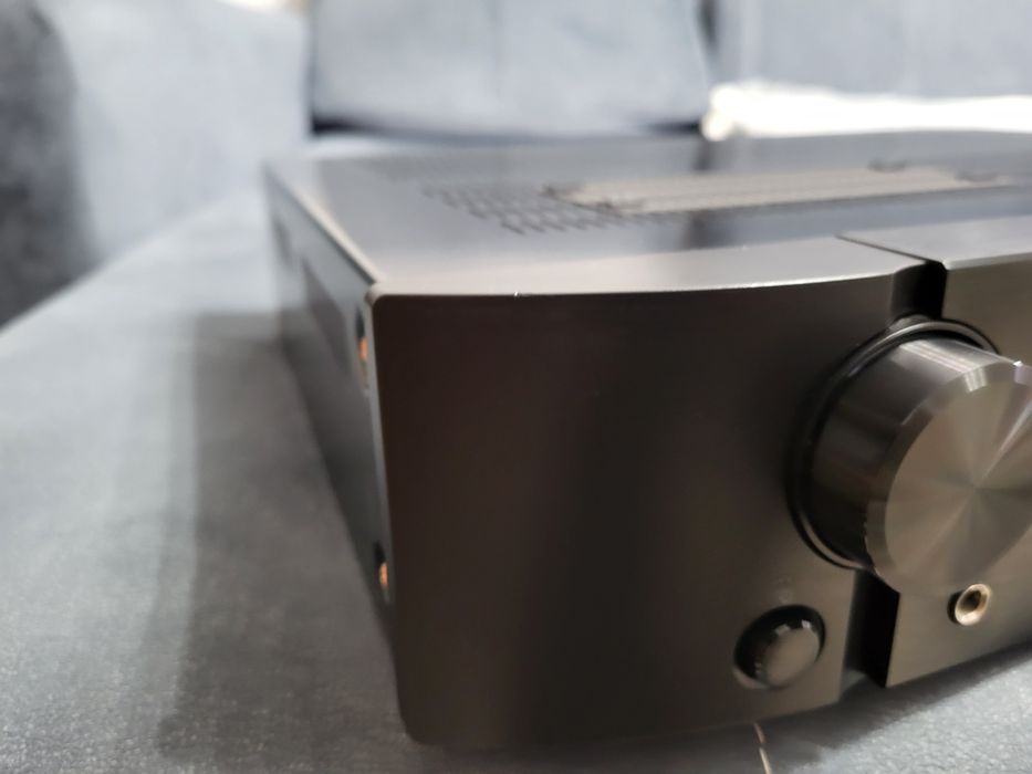 Усилитель Marantz pm6007