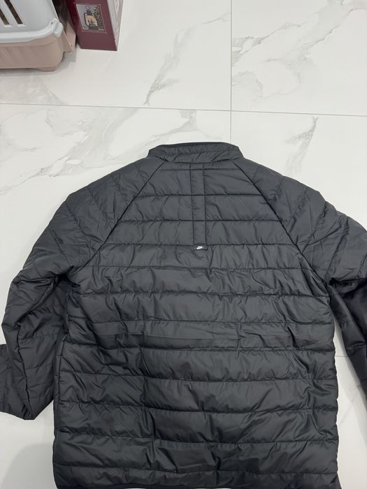 Geaca nike Marimea L