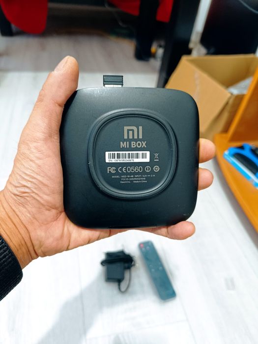 Смарт ТВ приставка Xiaomi Mi Box