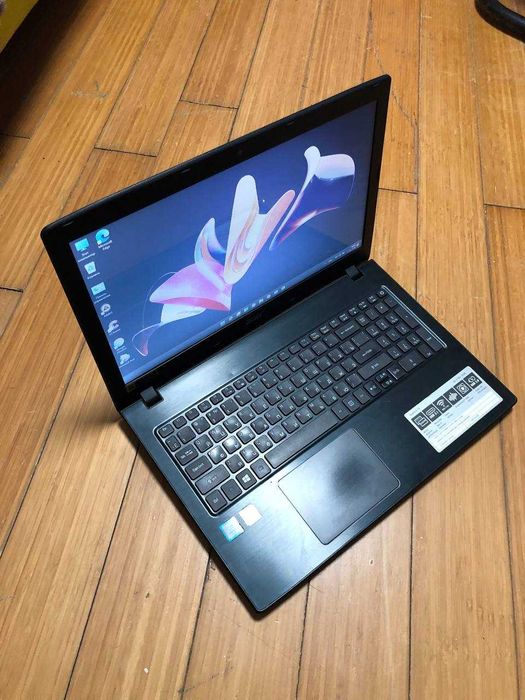 ASER WIndows 11 озу 12гб SSD M2 240ГБ HDD 700гб в отличном состоянии