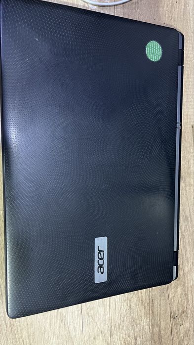 Noutbuk Acer Aspire ES1-512