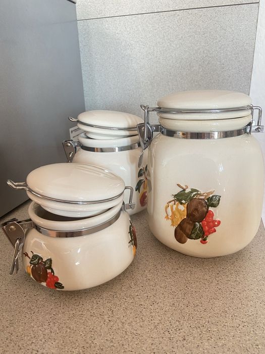 Комплект 3 бр буркани за съхранение, подправки с метална закопчалка