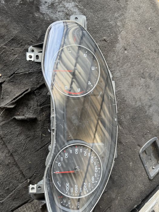 Километраж табло  Ауди А6 Audi A6 A7 4g C7 дизел 4G8920900Q 3,0tdi