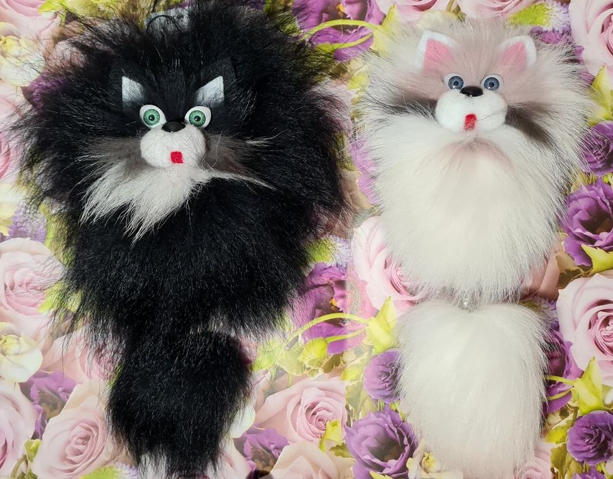 | Брелоки-коты из натурального песца новые | мех |