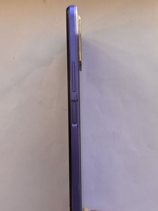 Телефон Vivo Y21 сатылады