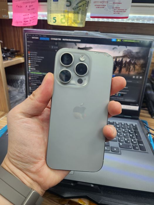 iPhone 15 pro 128gb natural