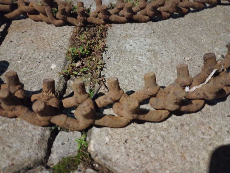 Вериги с шипове.