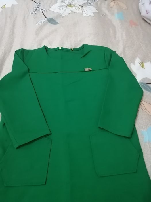 Продам женское платье