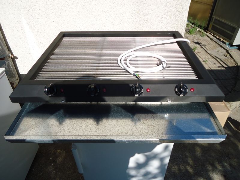 1.Скара  от неръждавейка на ток професионални за ресторанти и заведени