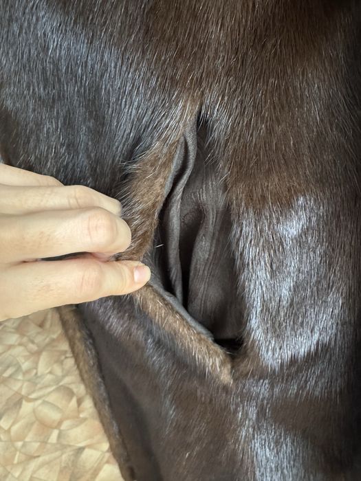 Продаю норковую шубу