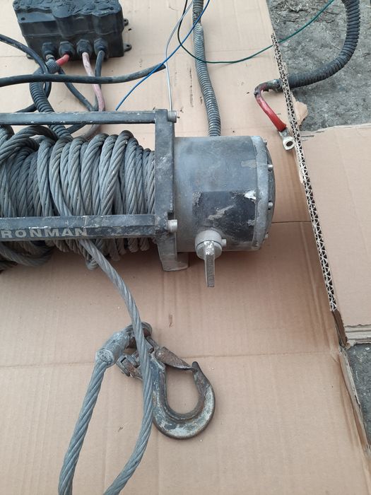 Troliu auto Ironman 4x4