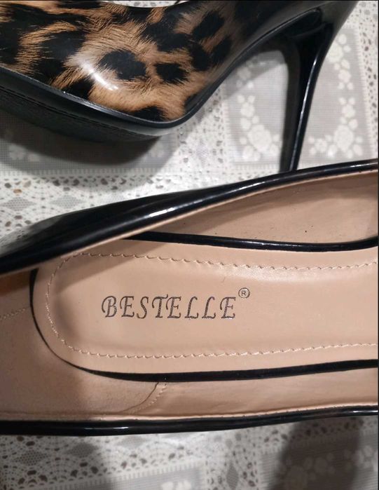 Дамски обувки Besteele