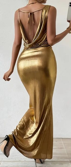 Дамска рокля в златисто цена 50лв