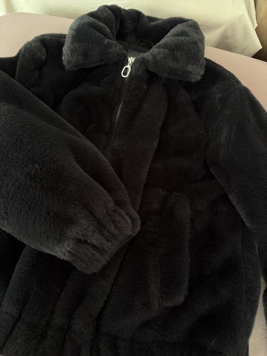 Дамско пухкаво зимно яке