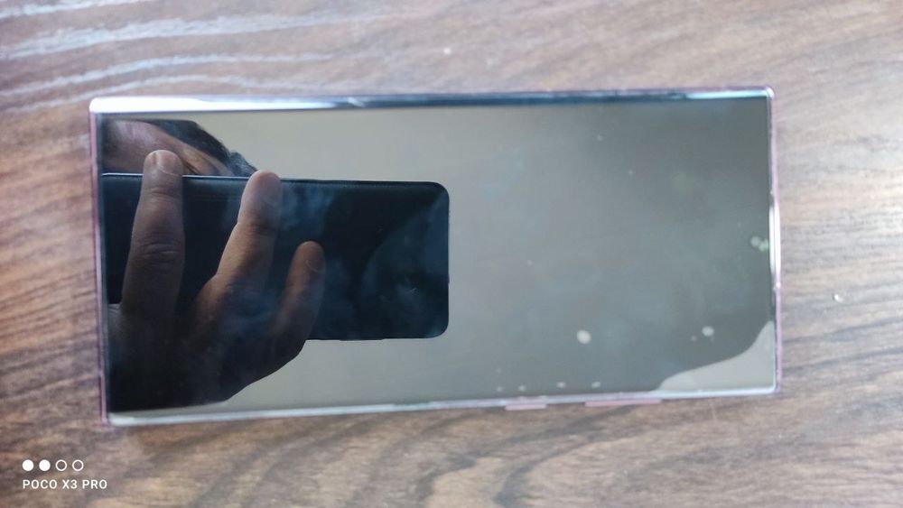 Samsung s22 ultra 12/256 xolati yangi 1 oy ishlatilgan