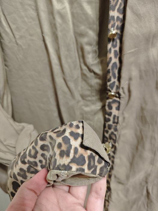 Риза Roberto Cavalli