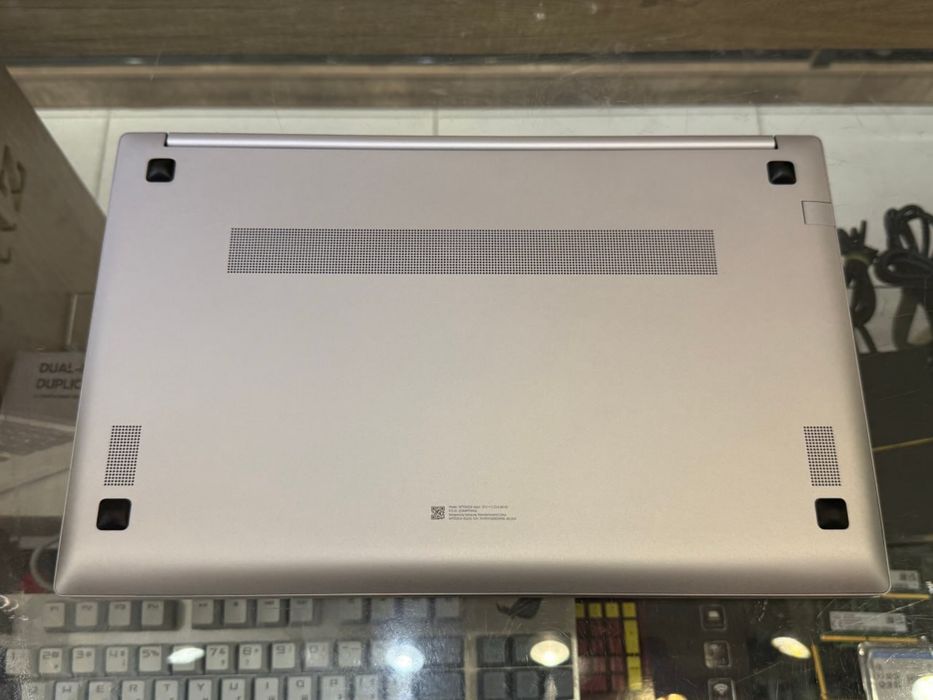 SAMSUNG ноутбук 7-150U