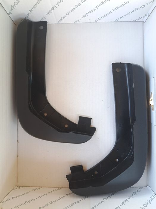 Оригинални чисто нови калобрани за ауди а4 б8 и б8.5 Avant