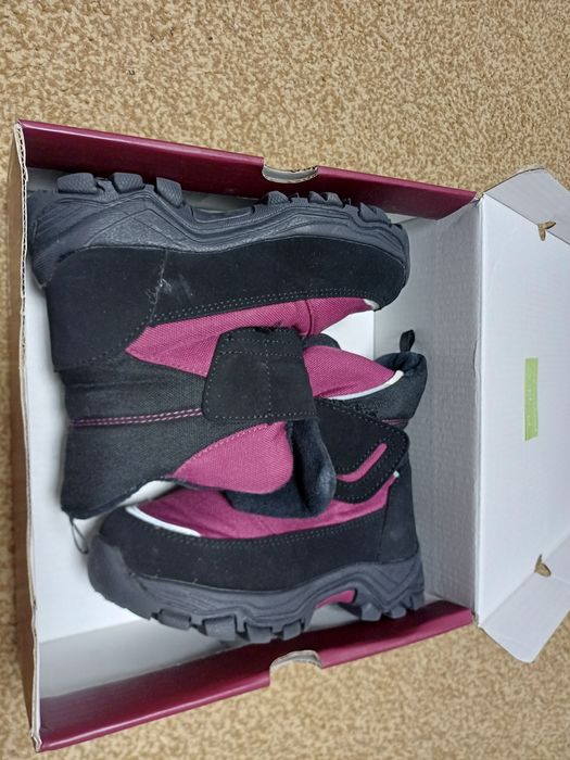 Продам обувь детскую Б/У