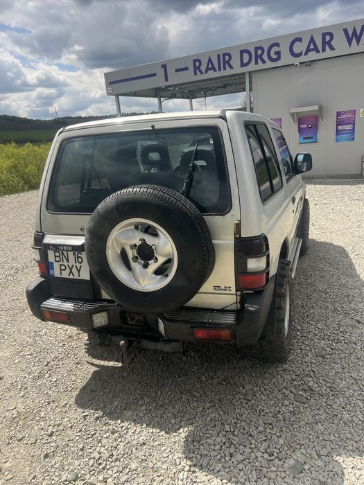 MITSUBISHI Pajero 1995 — imagine 4