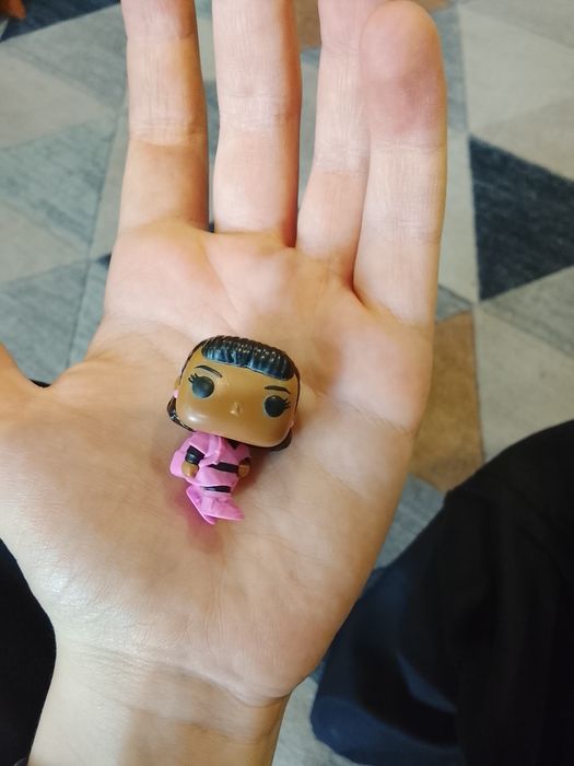 Киндер очень странные дела