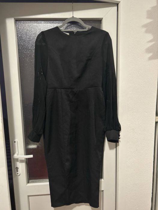 Rochie eleganta de evenimente sau orice ocazie mâneci de voal transpar