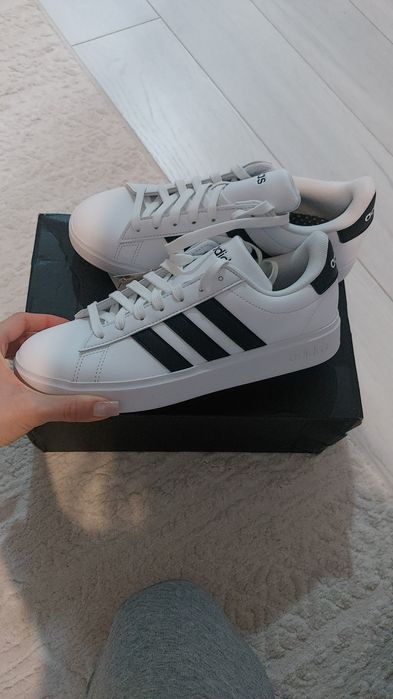 Кроссовки Adidas оригинал