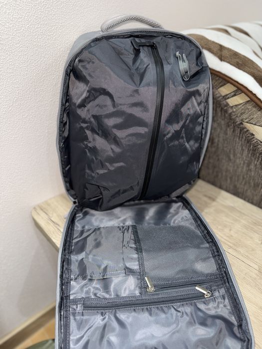 Ghiozdan cu vacuum / Rucsac avion Wizz Air Ryanair