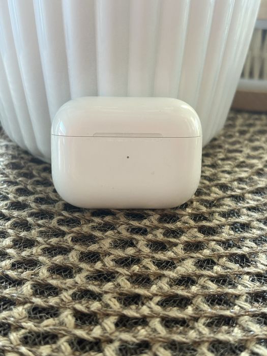 AirPods Pro девый наушник