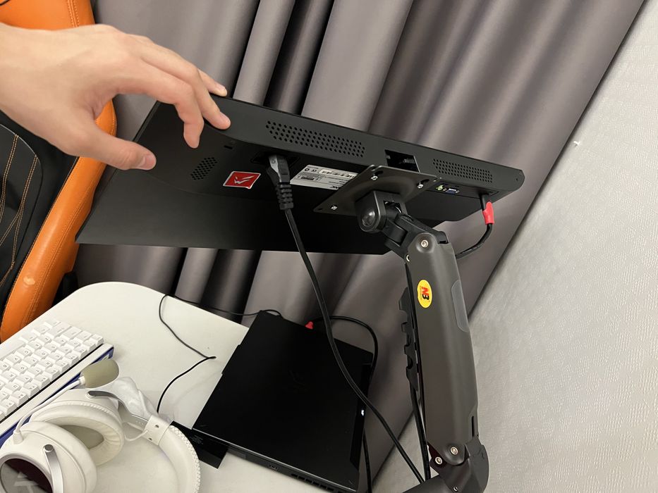 монитор Sanc 75 герц