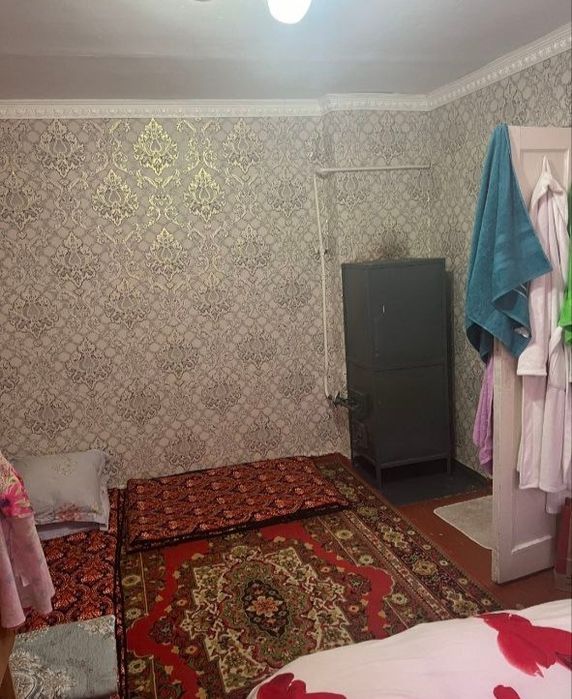 Продаётся 1 комнатная квартира в Чирчике