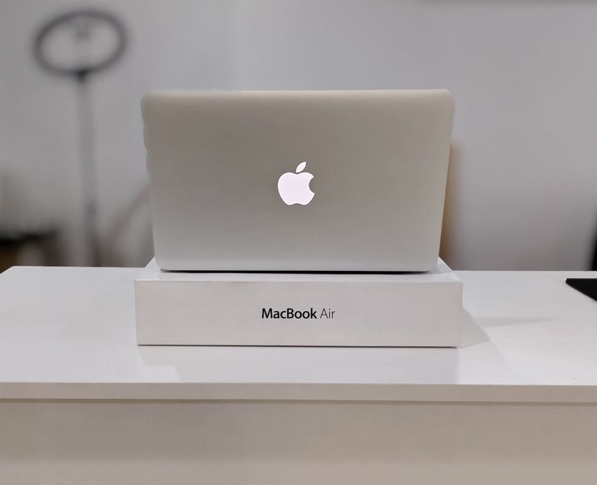 Ноутбук MacBook Air 11" (2013)