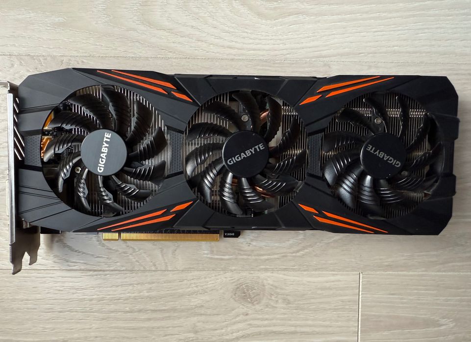 Ocazie! GAMING Gigabyte GTX 1080