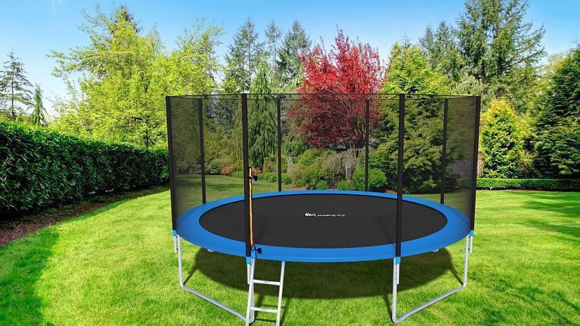 Самый болшой оригинальный красный батут