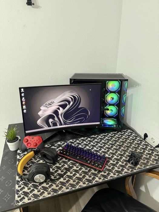 Vand PC Gaming Usor Negociabil