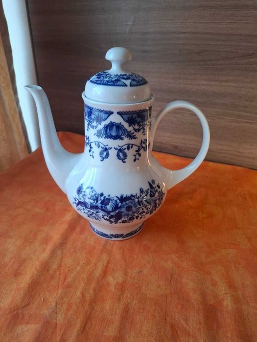 Порцеланови чайници