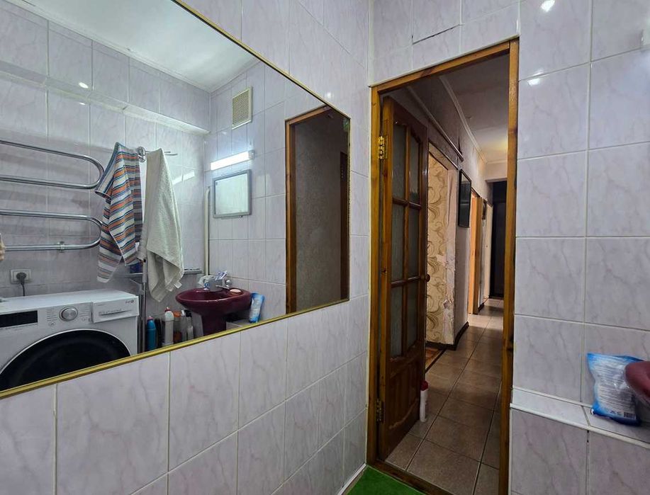 Продам 3ком. квартиру Афцинао 1