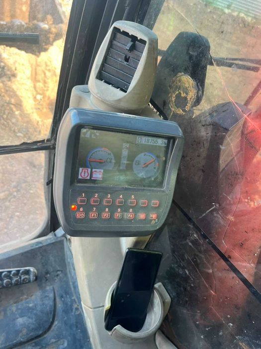 Экскаватор Hitachi 240, в хорошем состоянии