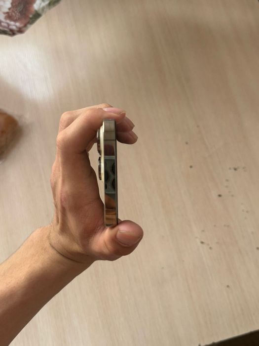 Iphone 14pro 256gb 84емкость