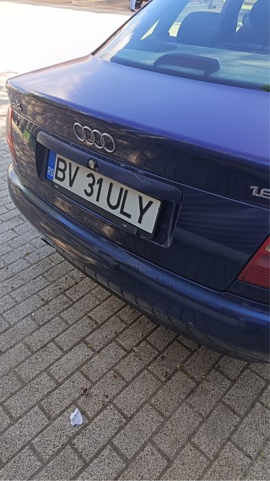 Audi a 4 b5 motor 1.6 benzina