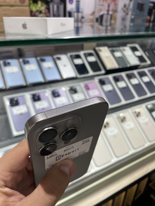 iPhone 16 pro 256 89%