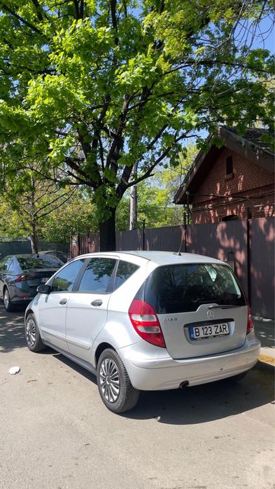 Mercedes benz A180