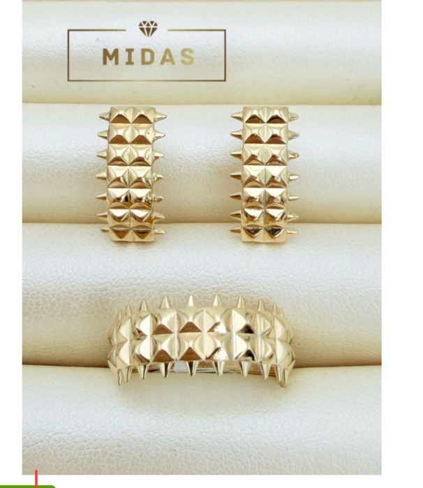 Продам золотой набор желтое золото